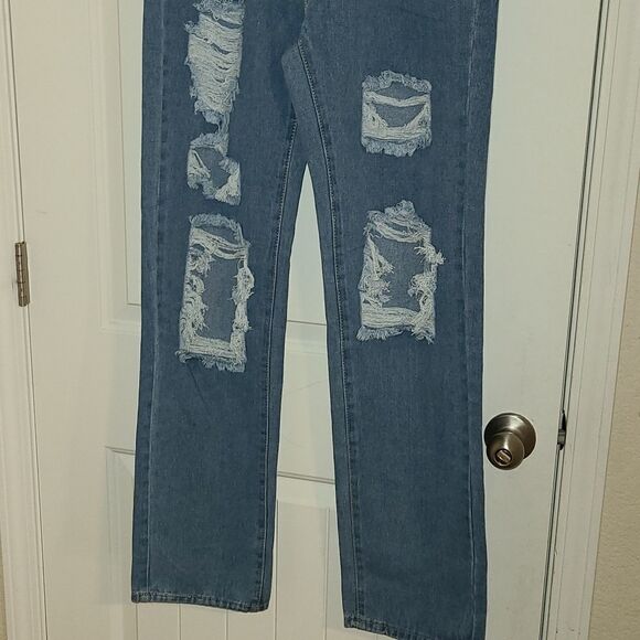 Jeans Fashion cutout jeans NWOT - Picture 3 of 9